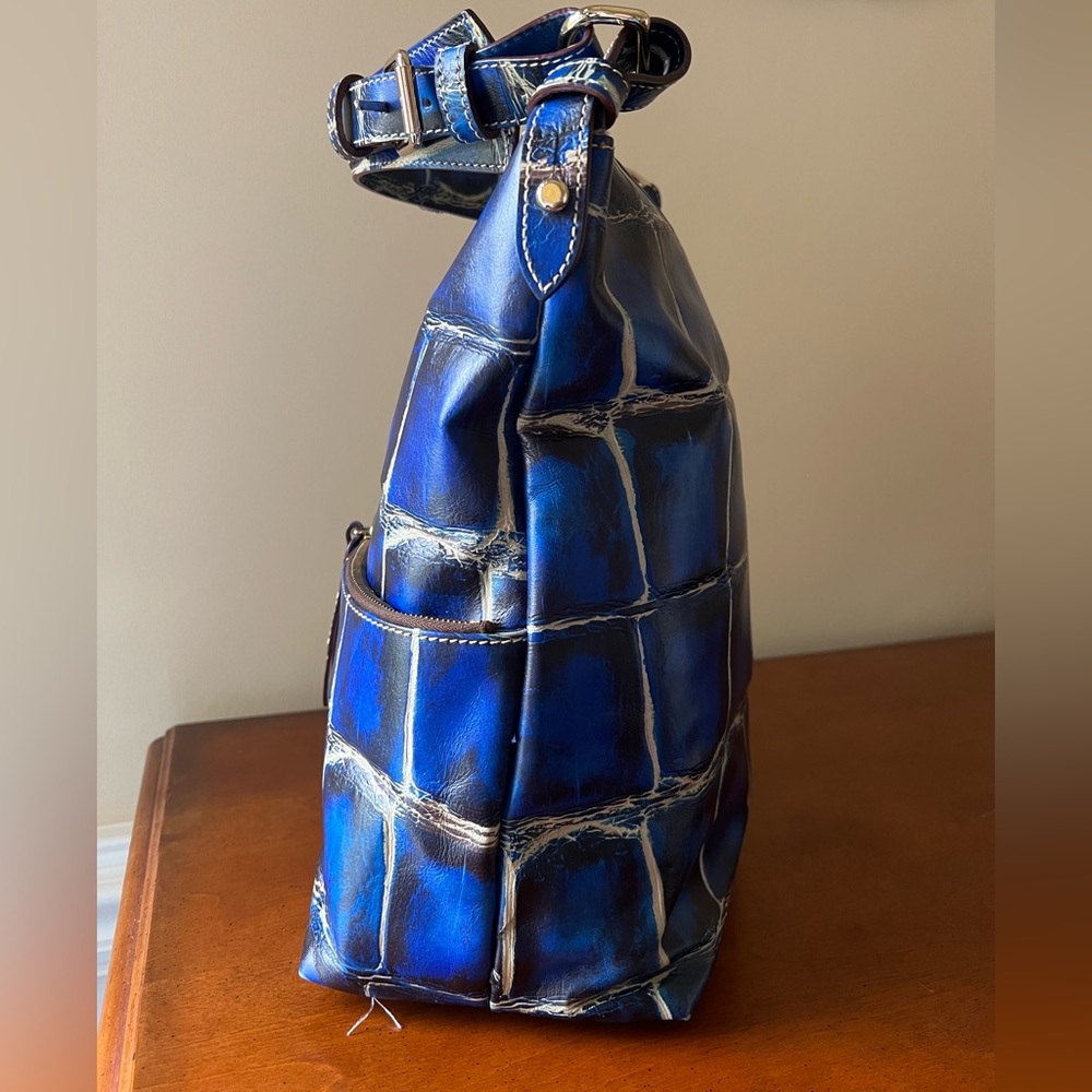 Genuine Leather Croc Embossed Cobolt Blue Bucket/Hobo/Shoulder Large bag. - Picture 4 of 12